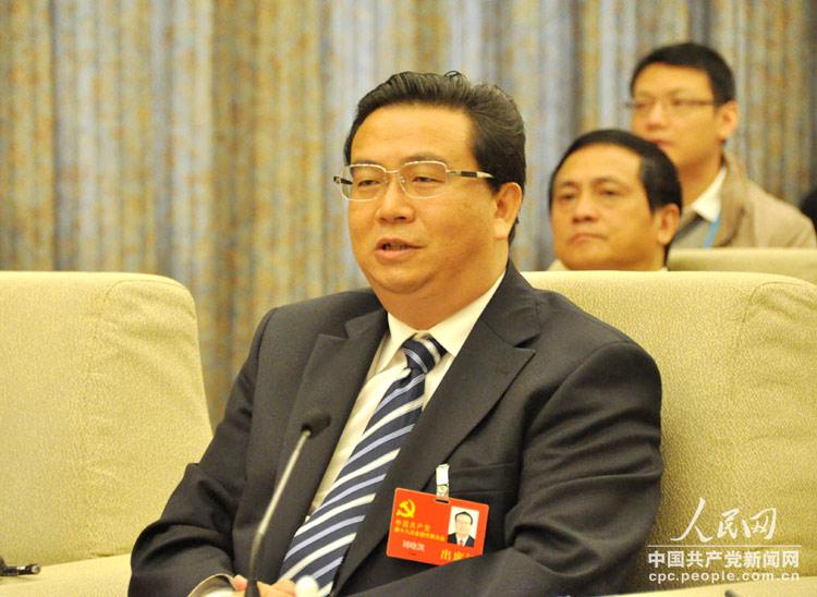 十八大代表、圖：貴州省委統戰部部長劉曉凱發言。人民網記者 郭嵩 攝影