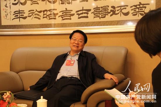 十八大代表、文化部部長蔡武接受記者採訪