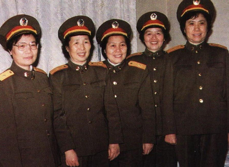 组图：盘点1988年恢复军衔后授衔的第一批女将军