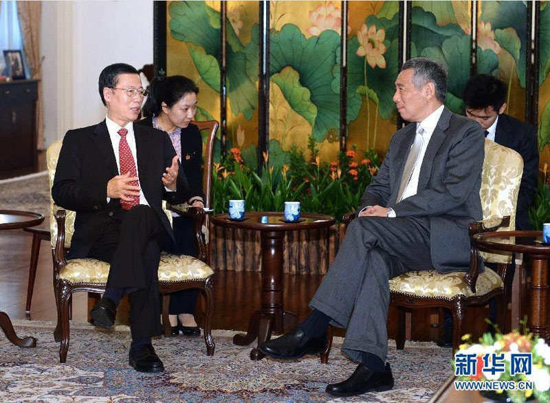 10月22日，應邀訪問新加坡的國務院副總理張高麗會見新加坡總理李顯龍。 新華社記者 李濤 攝