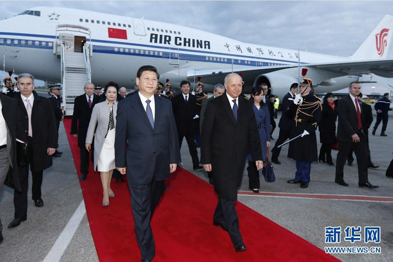 3月25日，国家主席习近平抵达里昂，开始对法国进行国事访问。 新华社记者鞠鹏摄