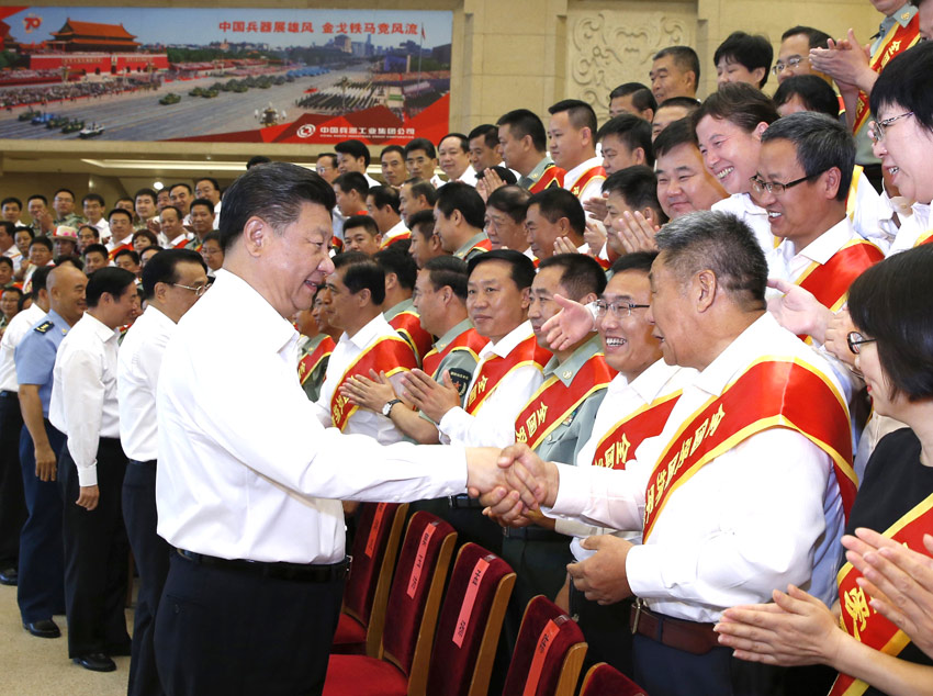 7月29日，黨和國家領導人習近平、李克強等在北京會見全國雙擁模范城（縣）命名暨雙擁模范單位和個人表彰大會代表。 新華社記者 鞠鵬 攝