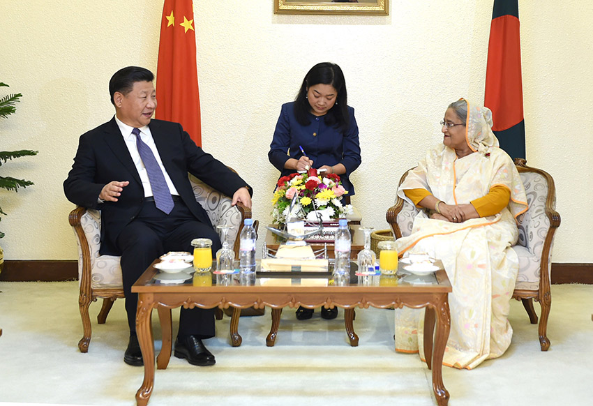 10月14日，國家主席習近平在達卡同孟加拉國總理哈西娜舉行會談。 新華社記者謝環馳攝