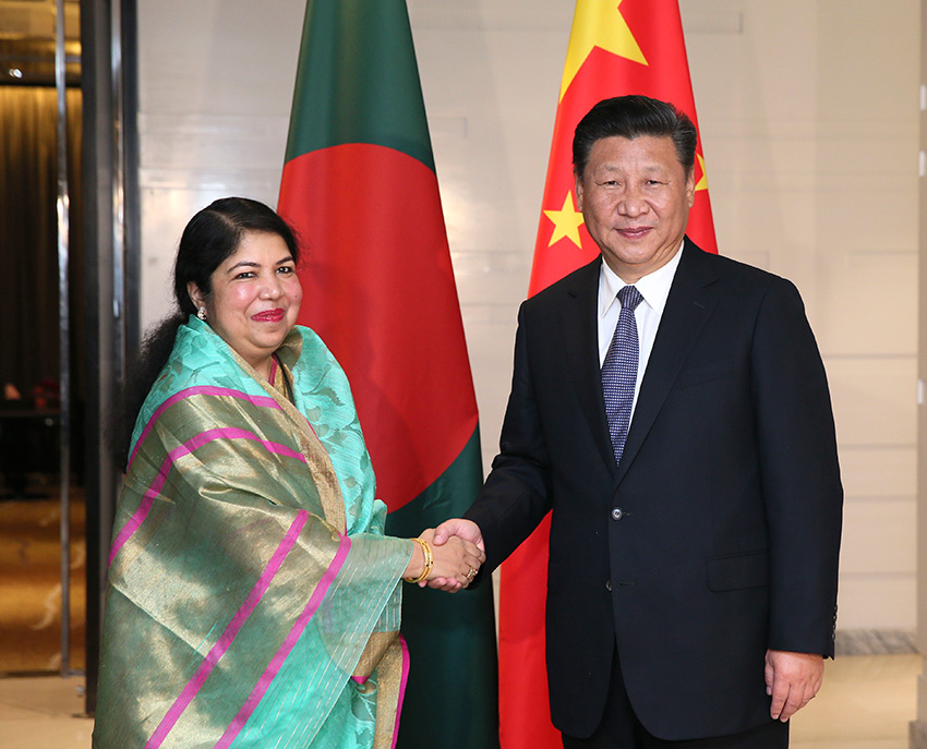 10月14日，國家主席習近平在達卡會見孟加拉國國民議會議長喬杜裡。 新華社記者蘭紅光攝