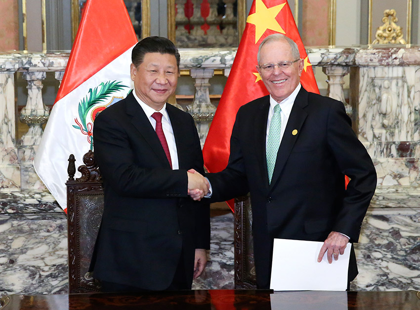 11月21日，國家主席習近平在利馬同秘魯總統庫琴斯基舉行會談。 新華社記者 龐興雷 攝