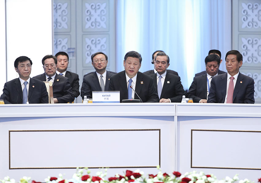 6月9日，國家主席習近平在哈薩克斯坦首都阿斯塔納出席上海合作組織成員國元首理事會第十七次會議並發表重要講話。 新華社記者 龐興雷 攝