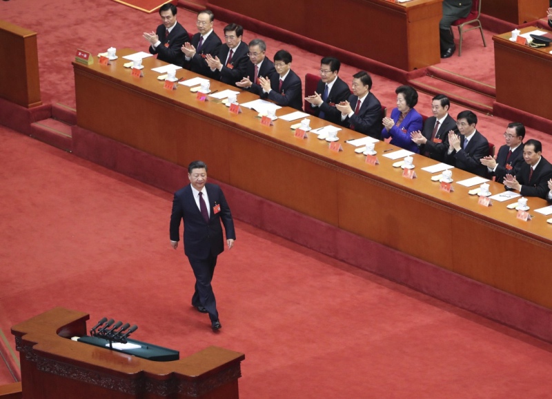 10月18日，中國共產黨第十九次全國代表大會在北京人民大會堂開幕。習近平代表第十八屆中央委員會向大會作報告。新華社記者 龐興雷 攝