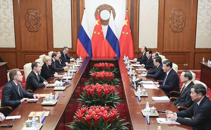 11月1日，國家主席習近平在北京釣魚台國賓館會見俄羅斯總理梅德韋杰夫。 新華社記者 龐興雷 攝