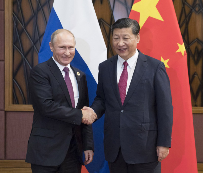 11月10日，國家主席習近平在越南峴港會見俄羅斯總統普京。新華社記者 蘭紅光 攝