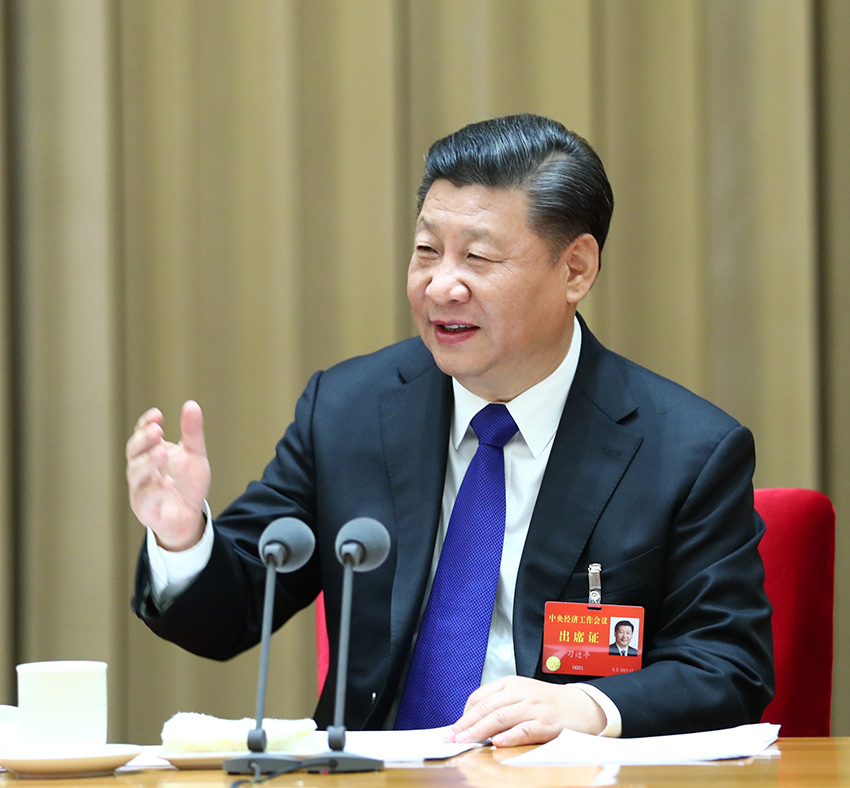 12月18日至20日，中央经济工作会议在北京举行。中共中央总书记、国家主席、中央军委主席习近平发表重要讲话。新华社记者 谢环驰 摄