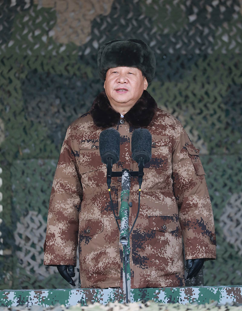 1月3日上午，中央軍委隆重舉行2018年開訓動員大會，中共中央總書記、國家主席、中央軍委主席習近平向全軍發布訓令。新華社記者 李剛攝