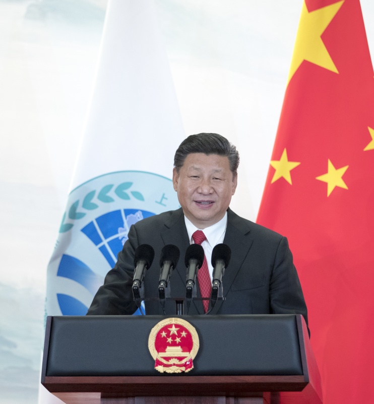 6月9日，國家主席習近平在青島國際會議中心舉行宴會，歡迎出席上海合作組織青島峰會的外方領導人。這是習近平發表致辭。 新華社記者謝環馳攝
