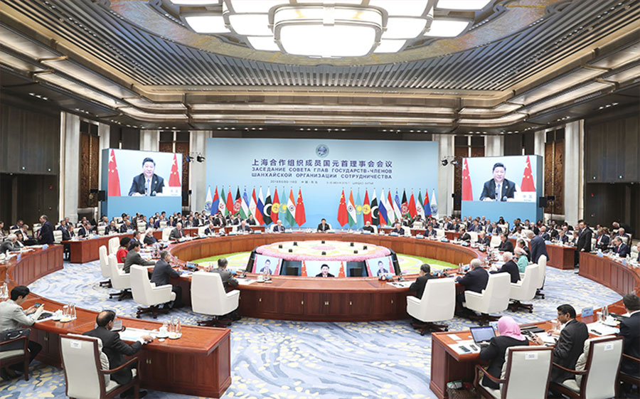 6月10日，上海合作組織成員國元首理事會第十八次會議在青島國際會議中心舉行。國家主席習近平主持會議並發表重要講話。 新華社記者丁林攝