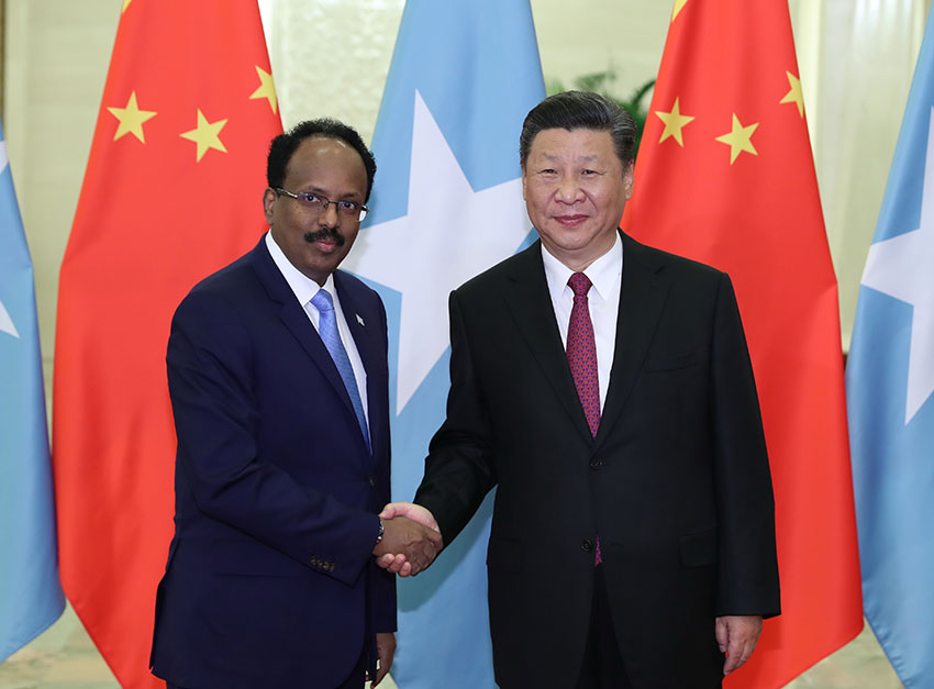 8月31日，國家主席習近平在北京人民大會堂會見索馬裡總統穆罕默德。新華社記者 丁林 攝