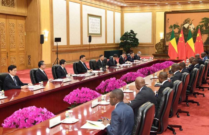 9月1日，国家主席习近平在北京人民大会堂会见贝宁总统塔隆。新华社记者 张领 摄