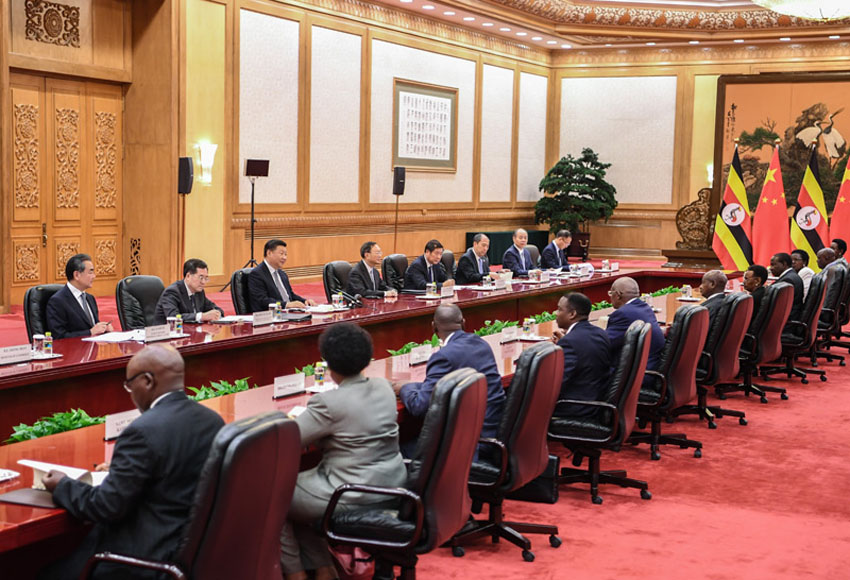 9月6日，国家主席习近平在北京人民大会堂会见乌干达总统穆塞韦尼。新华社记者 燕雁 摄