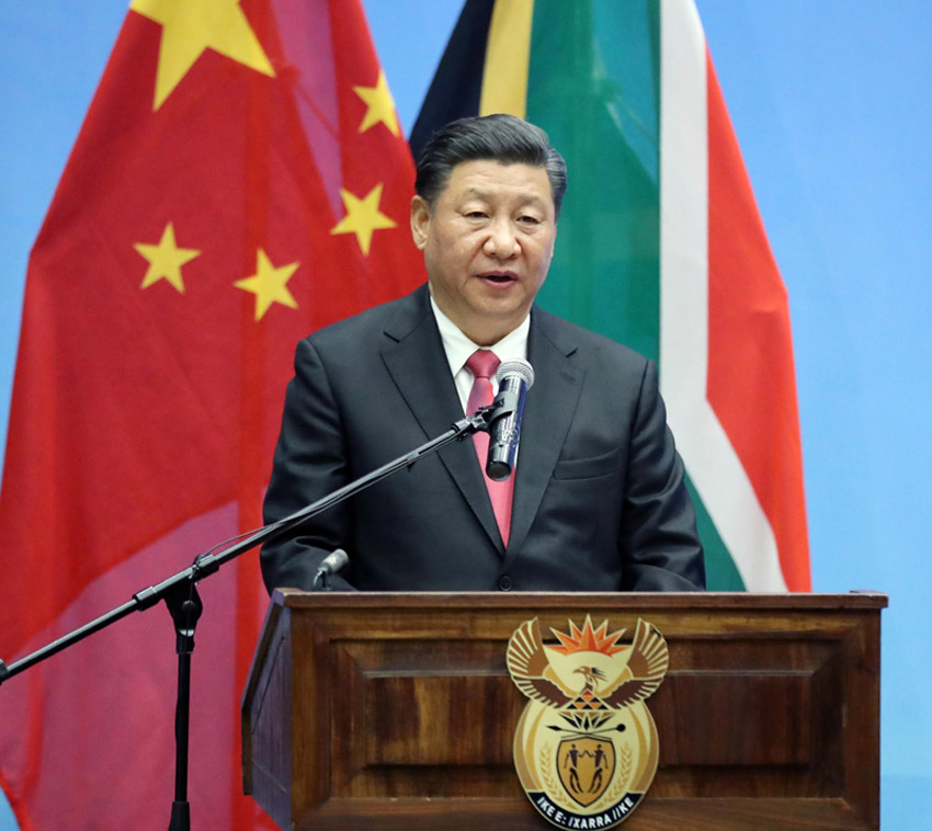 7月24日，國家主席習近平和南非總統拉馬福薩在比勒陀利亞一道出席中南科學家高級別對話會開幕式。這是習近平在開幕式上致辭。新華社記者 劉衛兵 攝