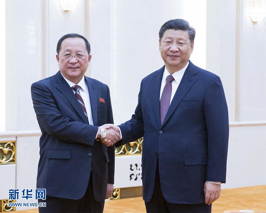 12月7日，國家主席習近平在北京人民大會堂會見朝鮮勞動黨中央政治局委員、外相李勇浩。 新華社記者姚大偉攝