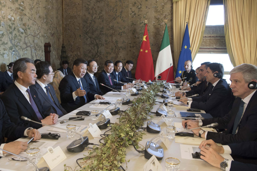 3月23日，国家主席习近平在罗马同意大利总理孔特会谈。 新华社记者 李学仁 摄