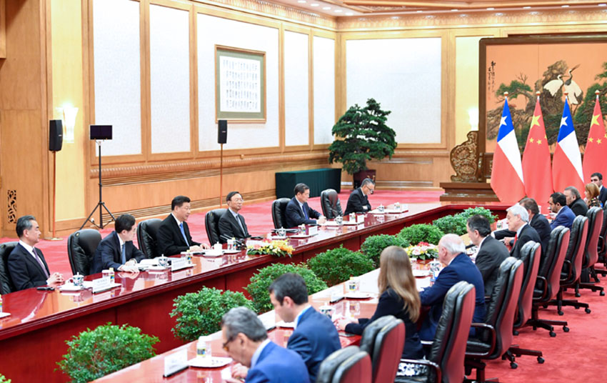 4月24日，國家主席習近平在北京人民大會堂同智利總統皮涅拉舉行會談。 新華社記者 殷博古 攝