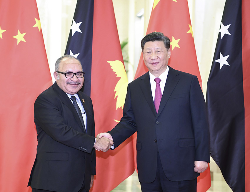 4月25日，國家主席習近平在北京人民大會堂會見巴布亞新幾內亞總理奧尼爾。 新華社記者 燕雁 攝