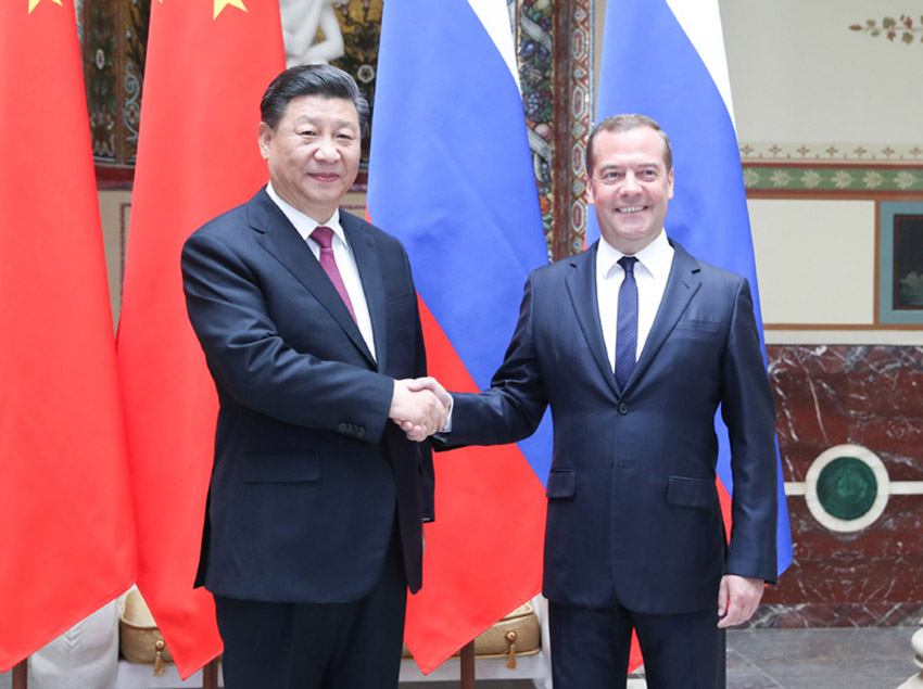 6月6日，國家主席習近平在莫斯科會見俄羅斯總理梅德韋杰夫。 新華社記者 姚大偉 攝