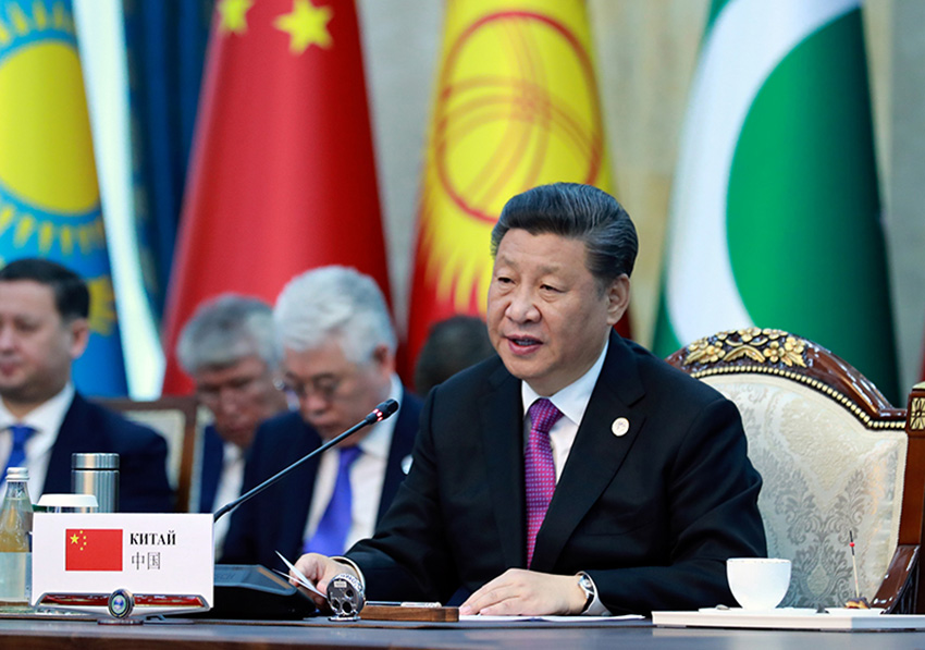 6月14日，國家主席習近平在吉爾吉斯斯坦首都比什凱克出席上海合作組織成員國元首理事會第十九次會議並發表重要講話。 新華社記者 丁林 攝