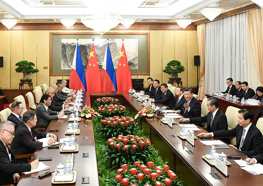 8月29日晚，國家主席習近平在北京釣魚台國賓館會見菲律賓總統杜特爾特。新華社記者 申宏 攝