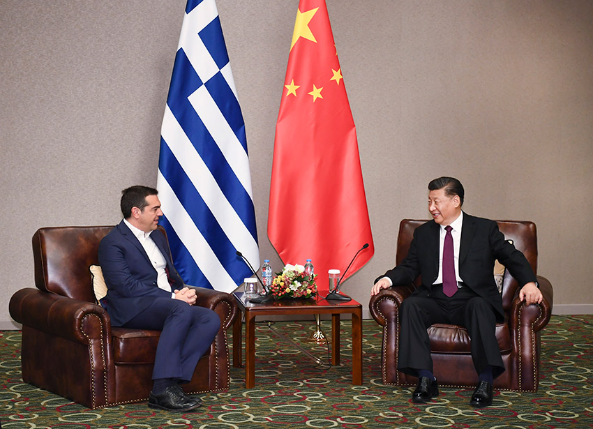 當地時間11月12日，國家主席習近平在雅典會見希臘前總理齊普拉斯。 新華社記者 謝環馳 攝