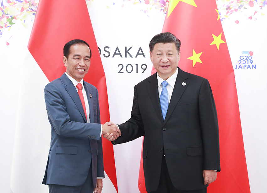 6月28日，國家主席習近平在大阪會見印度尼西亞總統佐科。 新華社記者 龐興雷 攝