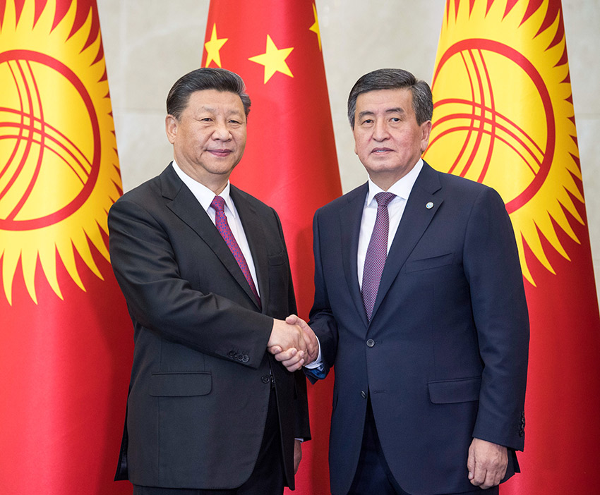 6月13日，國家主席習近平在比什凱克同吉爾吉斯斯坦總統熱恩別科夫會談。 新華社記者 李學仁 攝