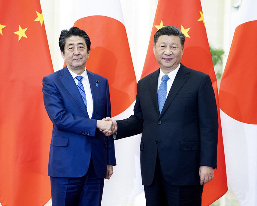 12月23日，國家主席習近平在北京人民大會堂會見日本首相安倍晉三。 新華社記者 李學仁 攝