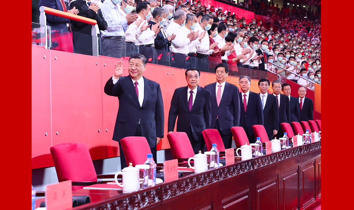 庆祝中国共产党成立100周年文艺演出《伟大征程》在京盛大举行