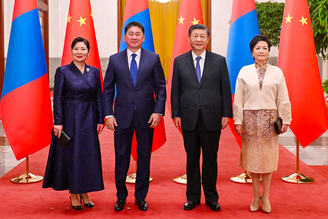 習近平同蒙古國總統呼日勒蘇赫舉行會談