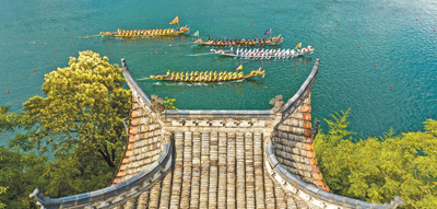 安徽泾县桃花潭第十届龙舟赛开幕