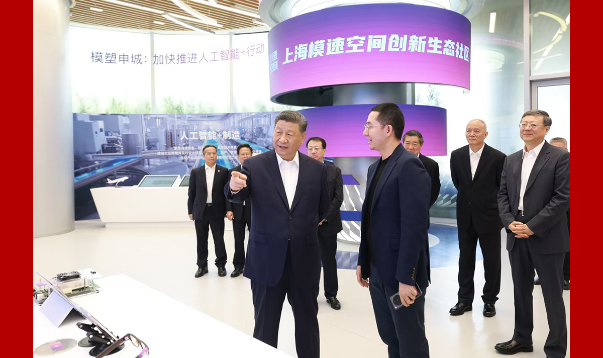 习近平在上海考察