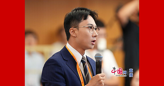 深圳卫视直新闻记者提问
