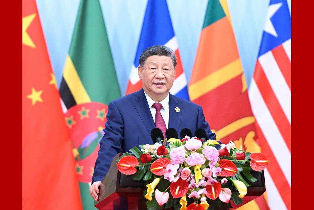 习近平出席全球妇女峰会开幕式并发表主旨讲话