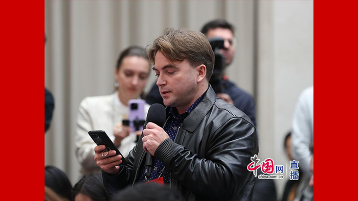 俄通塔斯社記者提問