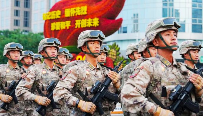 学习·知行丨铭记抗战历史 习近平讲话振奋人心2025年9月3日，在纪念中国人民抗日战争暨世界反法西斯战争胜利80周年大会上，中共中央总书记、国家主席、中央军委主席习近平发表重要讲话。话语间声声有力、句句铿锵！