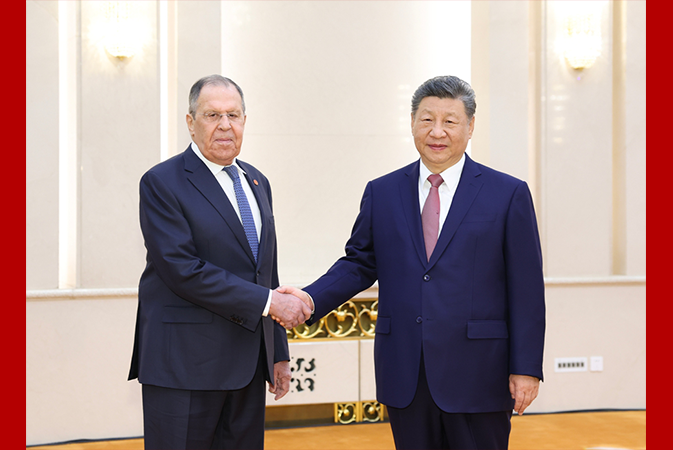 习近平会见俄罗斯外长拉夫罗夫