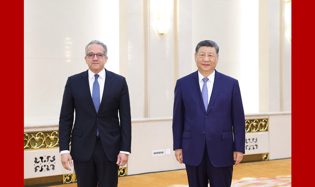 习近平会见联合国教科文组织总干事阿纳尼