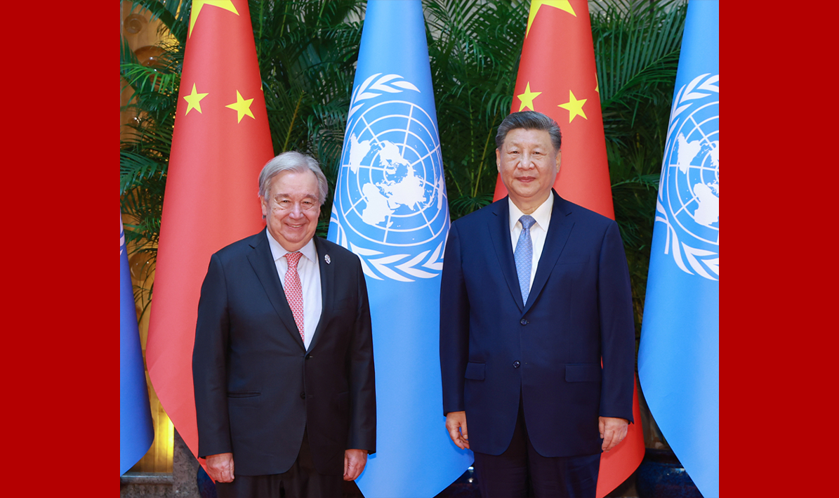 习近平会见联合国秘书长古特雷斯