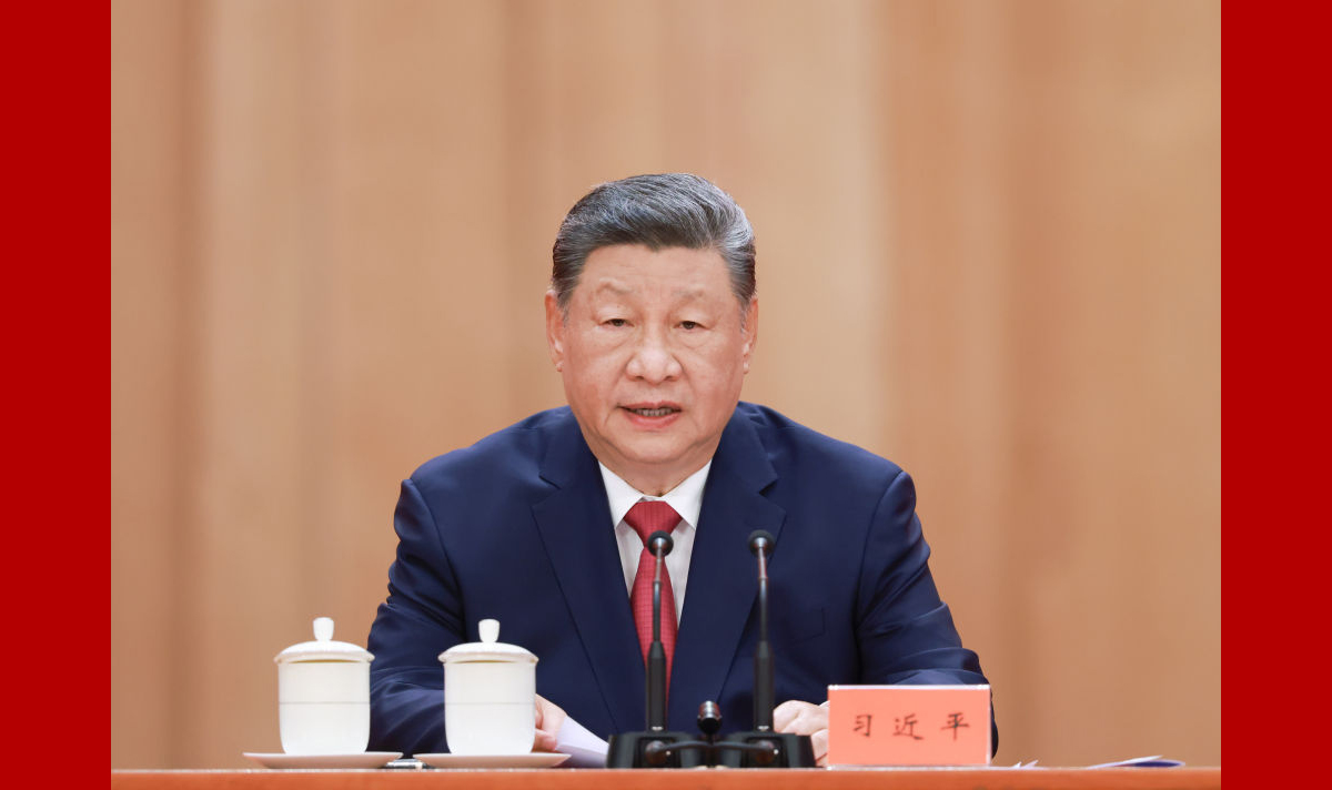 纪念江泽民同志诞辰100周年大会隆重举行 习近平出席大会并发表重要讲话
