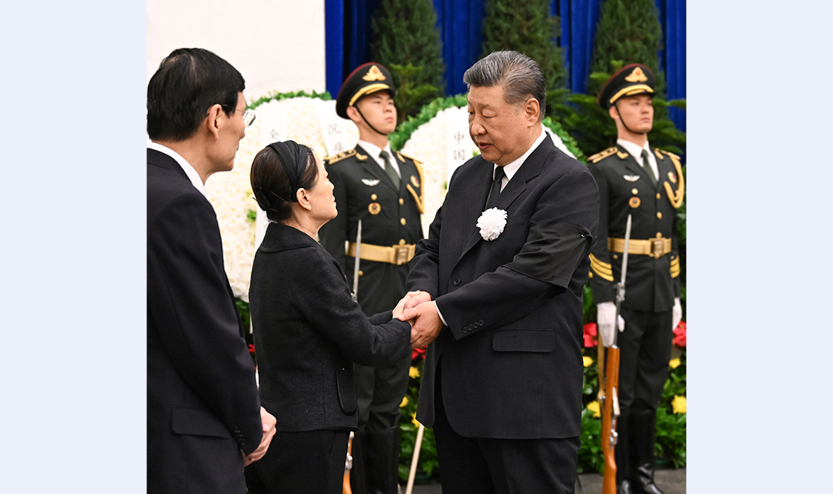 朱镕基同志遗体在京火化 习近平等到八宝山革命公墓送别
