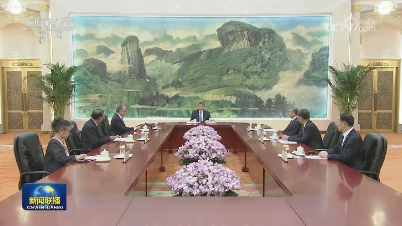 習近平會見聯合國教科文組織總干事