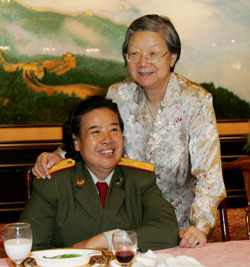 刘松林和邵华姐妹