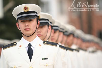 组图:海军大连舰艇学院开展学习方永刚活动 (5