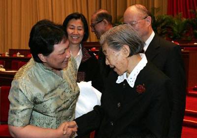 张高丽的老婆是邓楠