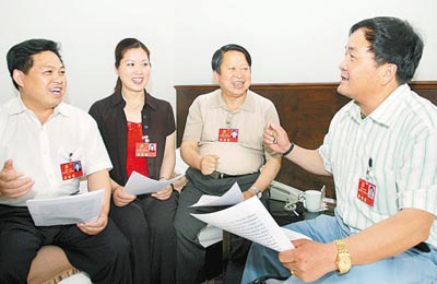 浙江党代会花絮:来自凉棚岭村的三封电子邮件